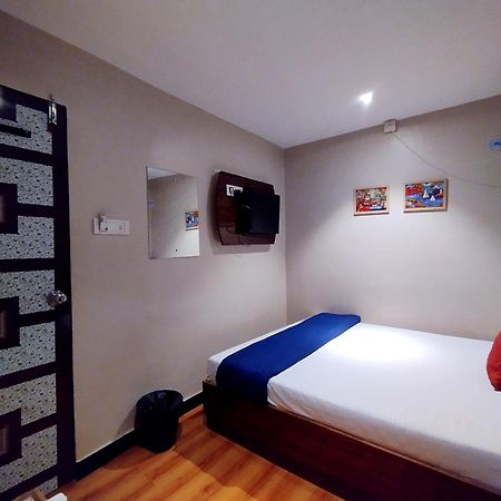 Hotel Aspen Bombay Extérieur photo