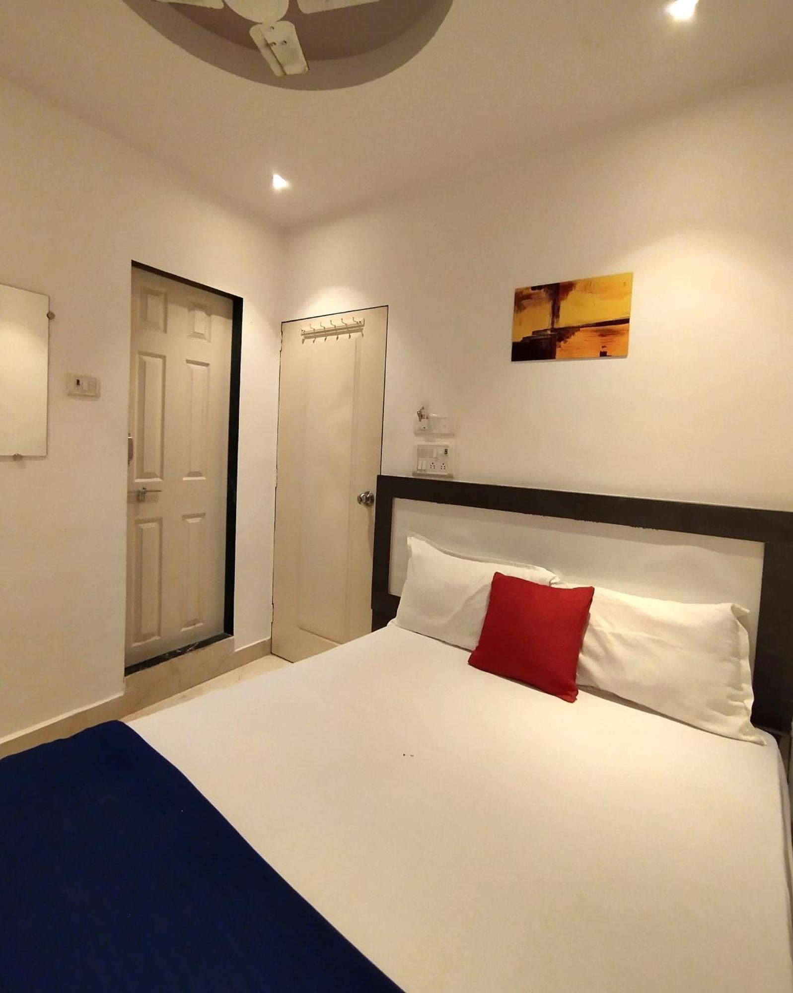 Hotel Aspen Bombay Extérieur photo