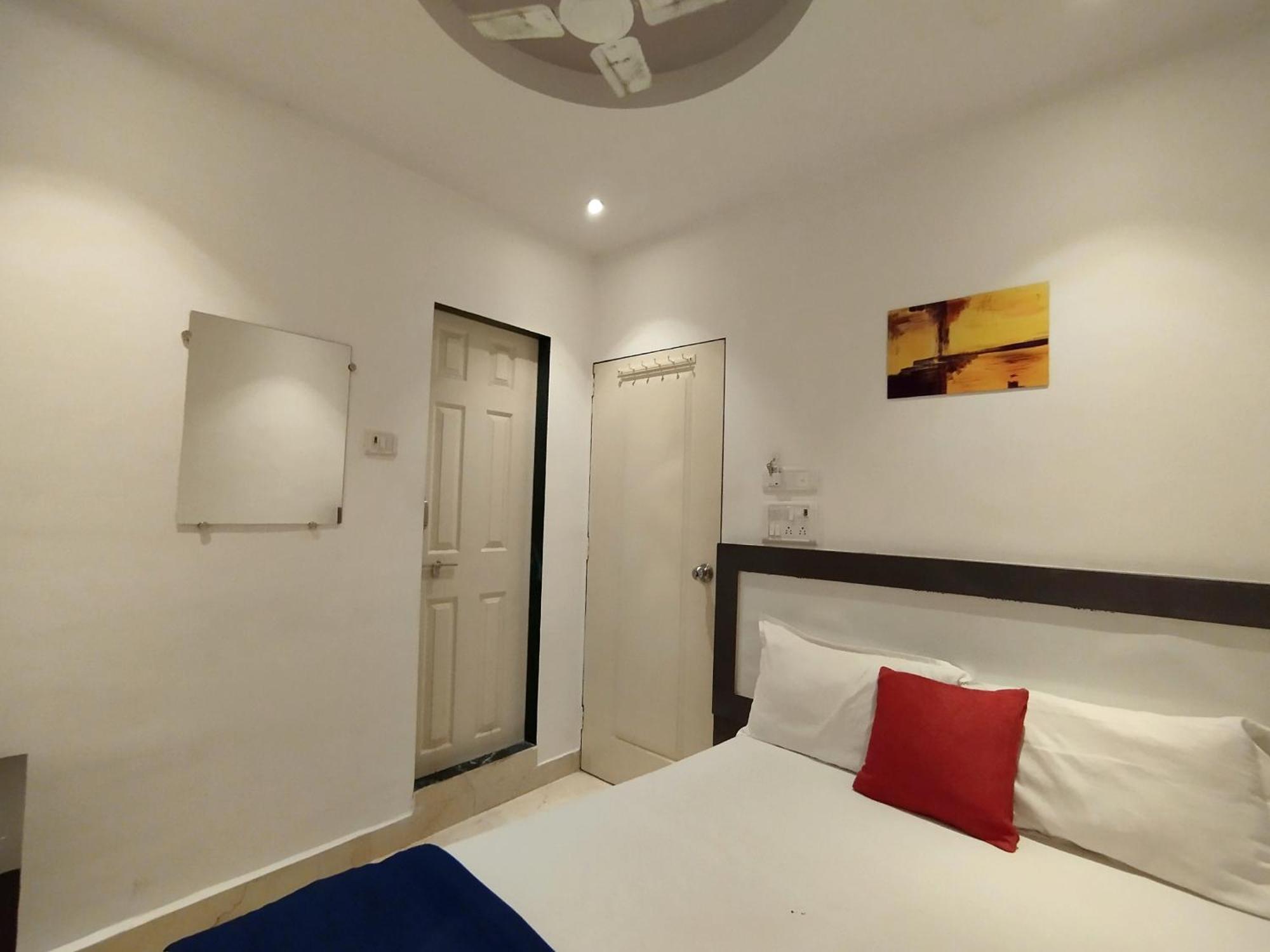 Hotel Aspen Bombay Extérieur photo