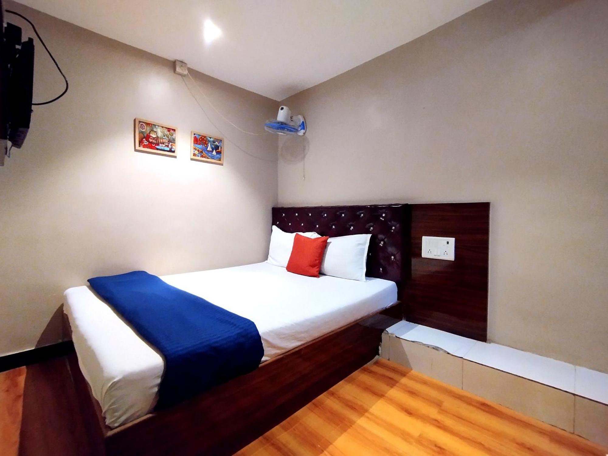 Hotel Aspen Bombay Extérieur photo